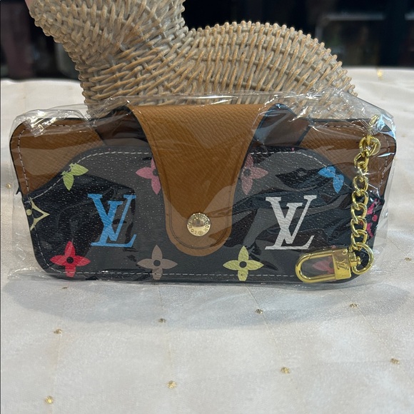 Fashion Jewelry Accessories - Glasses Holder